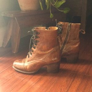 BED STU Judgement Distressed Leather Combat Boot, Teak Taupe size 8